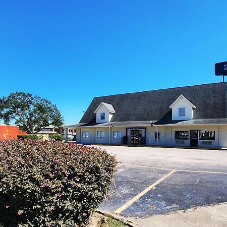 Studio 6 Webster Tx Houston Nasa Lake Exterior foto